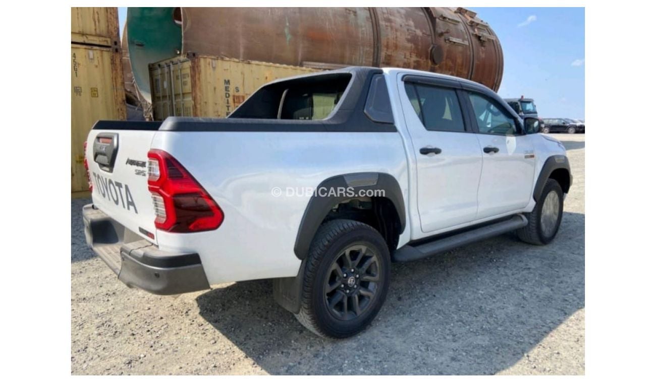 Toyota Hilux 2023 TOYOTA HILUX ADVENTURE 2.8L DIESEL M/T
