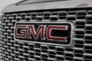 GMC Yukon Denali
