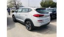 Hyundai Tucson 1.6L, DRIVER POWER SEAT, PANORAMIC ROOF, ALLOY WHEELS, GLOVES BOX