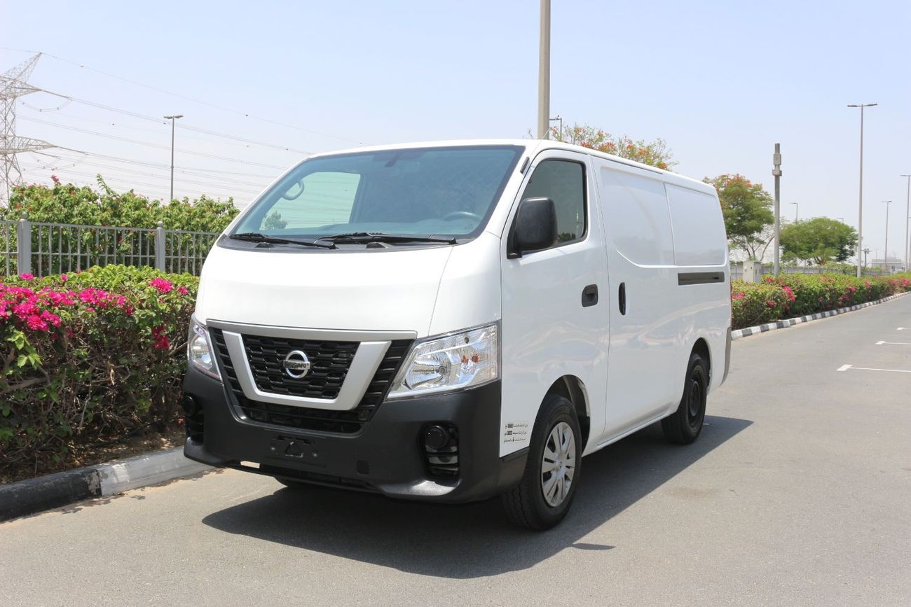 نيسان أورفان NISSAN URVAN 2021 GCC MANUAL GEAR DELIVERY VAN    Panel Van High Roof 2.5L M/T Petrol