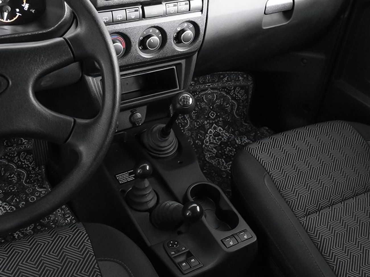 لادا نيفا 2025 Lada Niva Legend