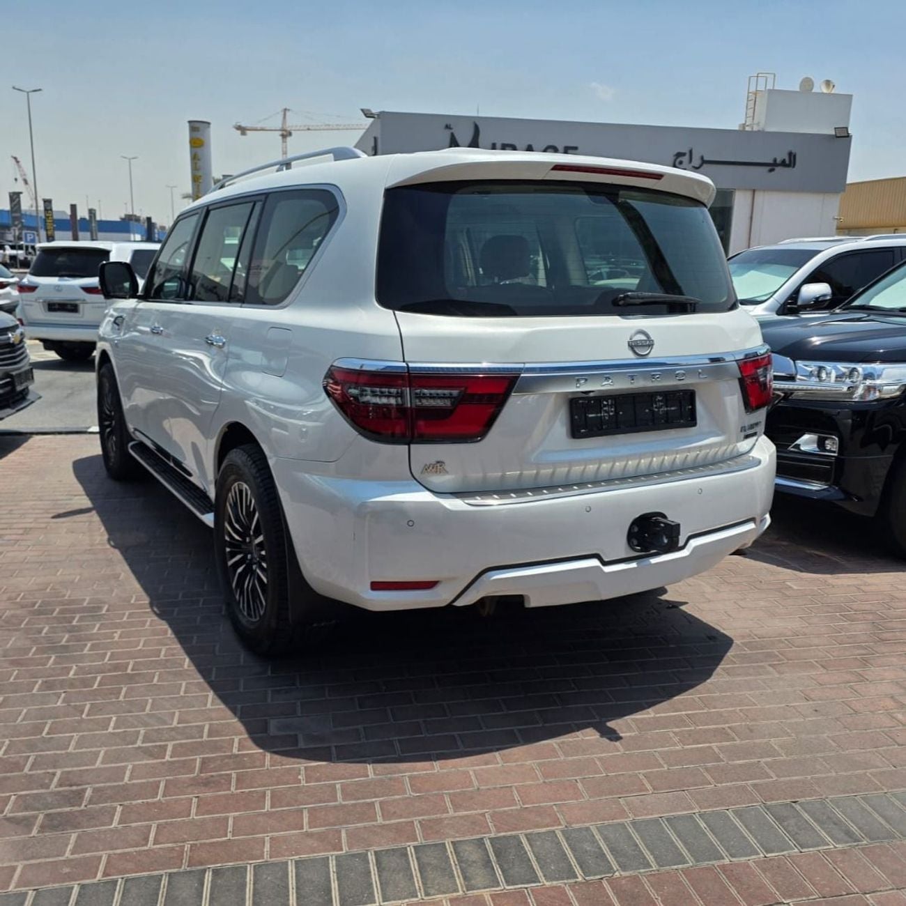 نيسان باترول LE PLATINUM CITY