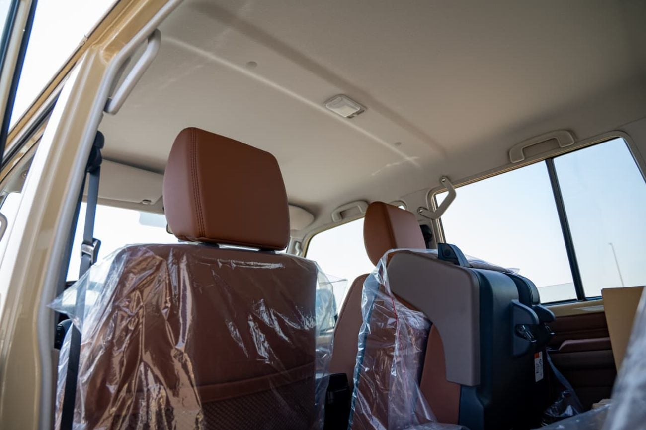 Toyota Land Cruiser 70 LC 76 2.8L | Diesel | 4 Cylinder | 6 Speed Automatic | 5 Door | 5 Seats