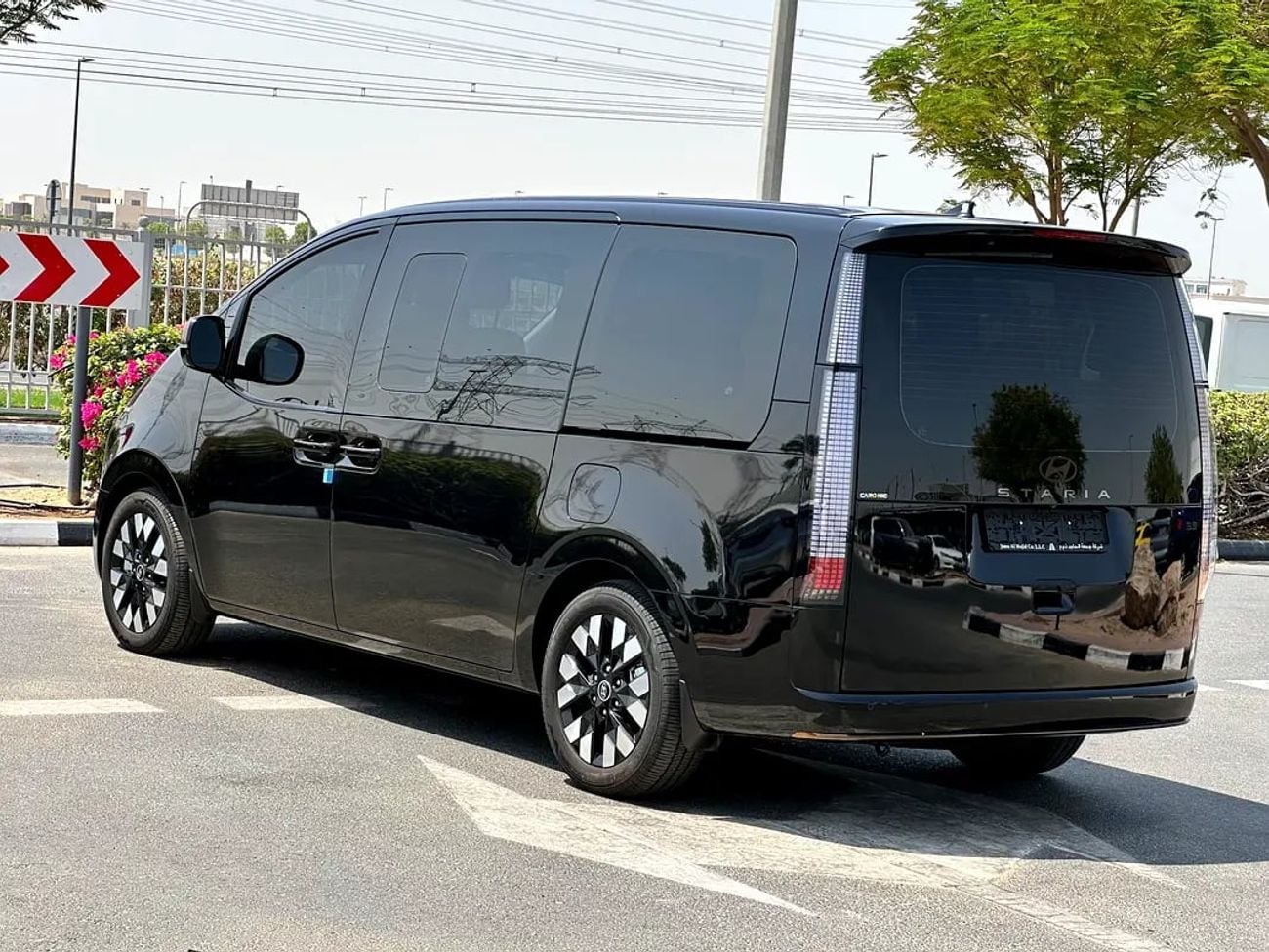 هيونداي ستاريا Premium | GCC Specs under warranty +Service contract