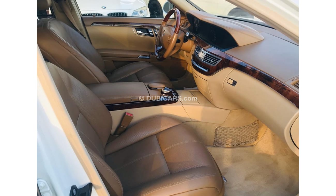 مرسيدس بنز S 500 مرسيدس S500 موديل 2008 خليجي السياره فل مواصفات نفيجشن كراسي الكترونيه تبريد وتسخين ونيت فيجن