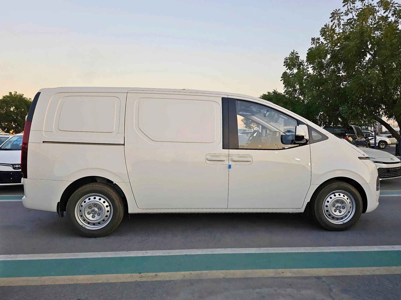 Hyundai Staria A/T / 3.5L V6 PETROL / CARGO BODY / 2025 MY
