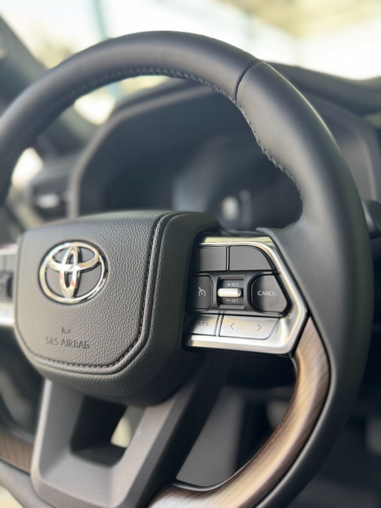 Toyota Land Cruiser 2026 GXR HIGH 4.0 V6 ** EXPORT ONLY **التصدير فقط خارج الخليج***