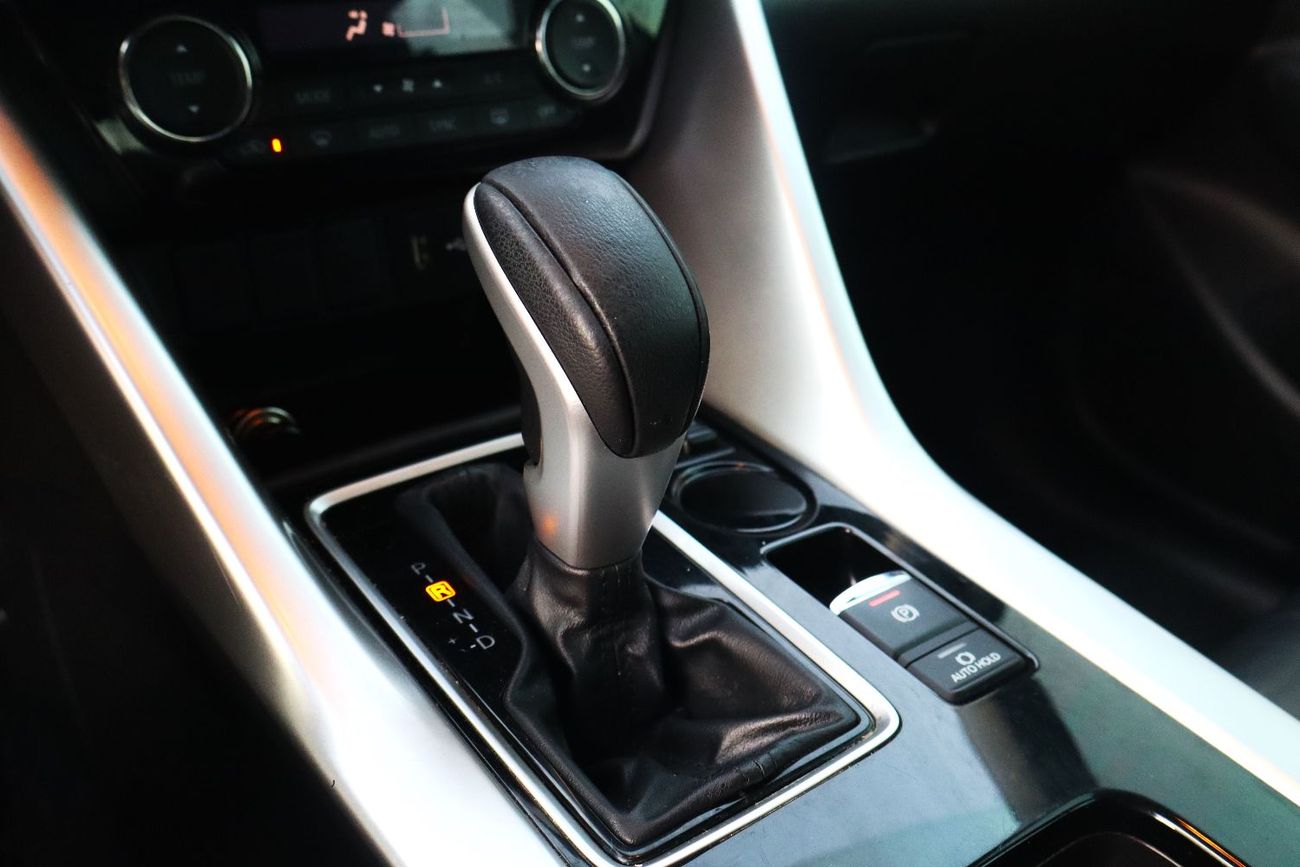 ميتسوبيشي إكلبس كروس GLS Full 1.5L