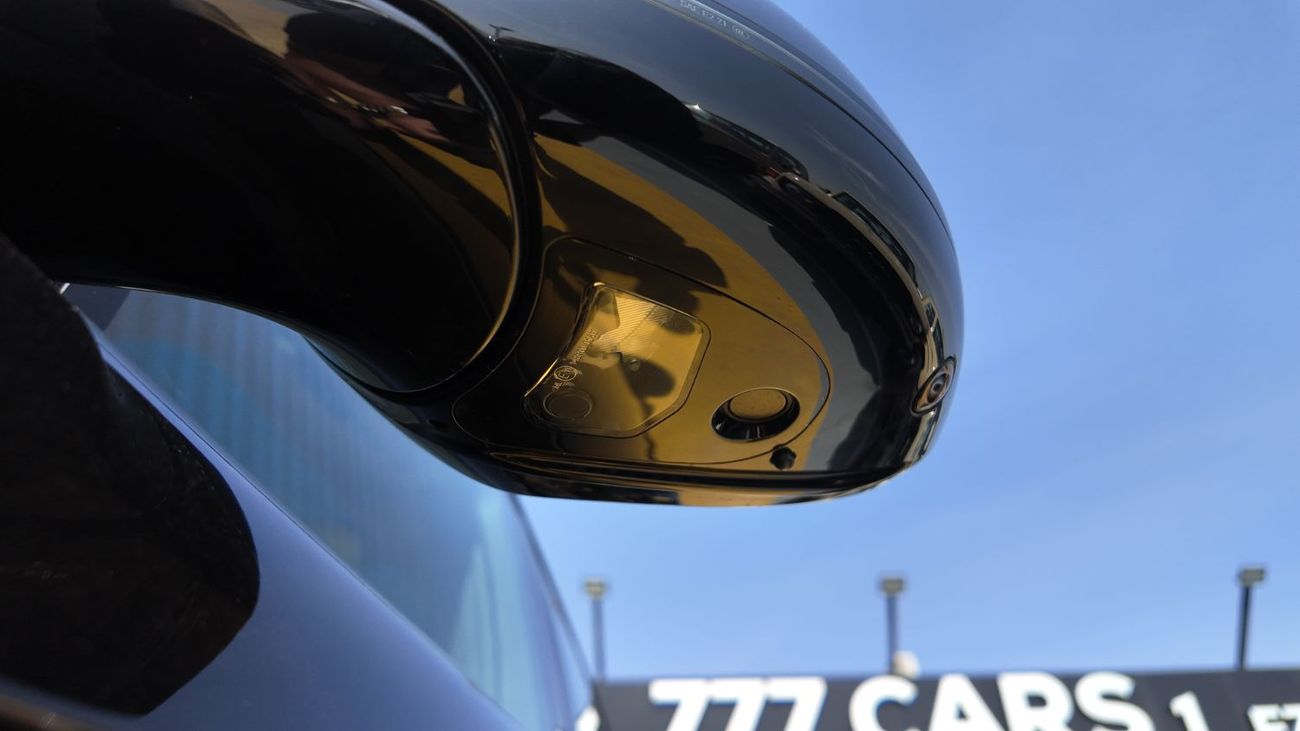 لاند روفر رينج روفر RANGE ROVER AUTOBIOGRAPHY P530