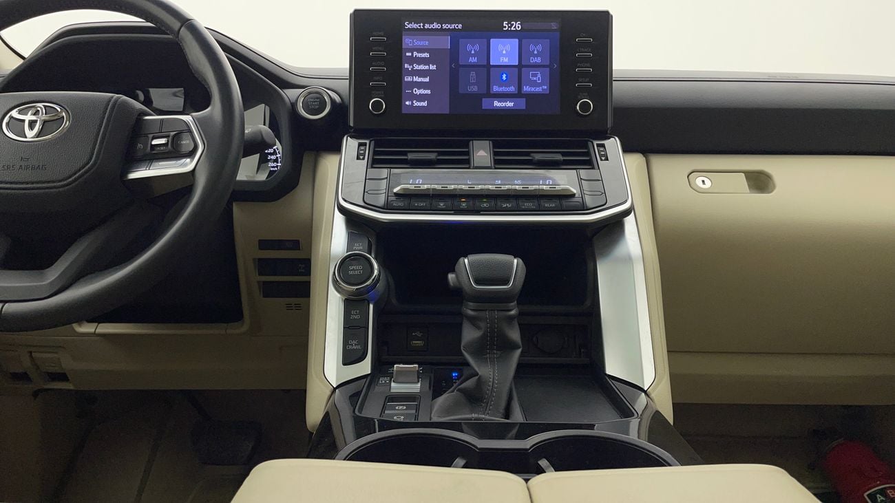 تويوتا لاند كروزر EXR 4 | بدون دفعة مقدمة | اختبار القيادة في المنزل