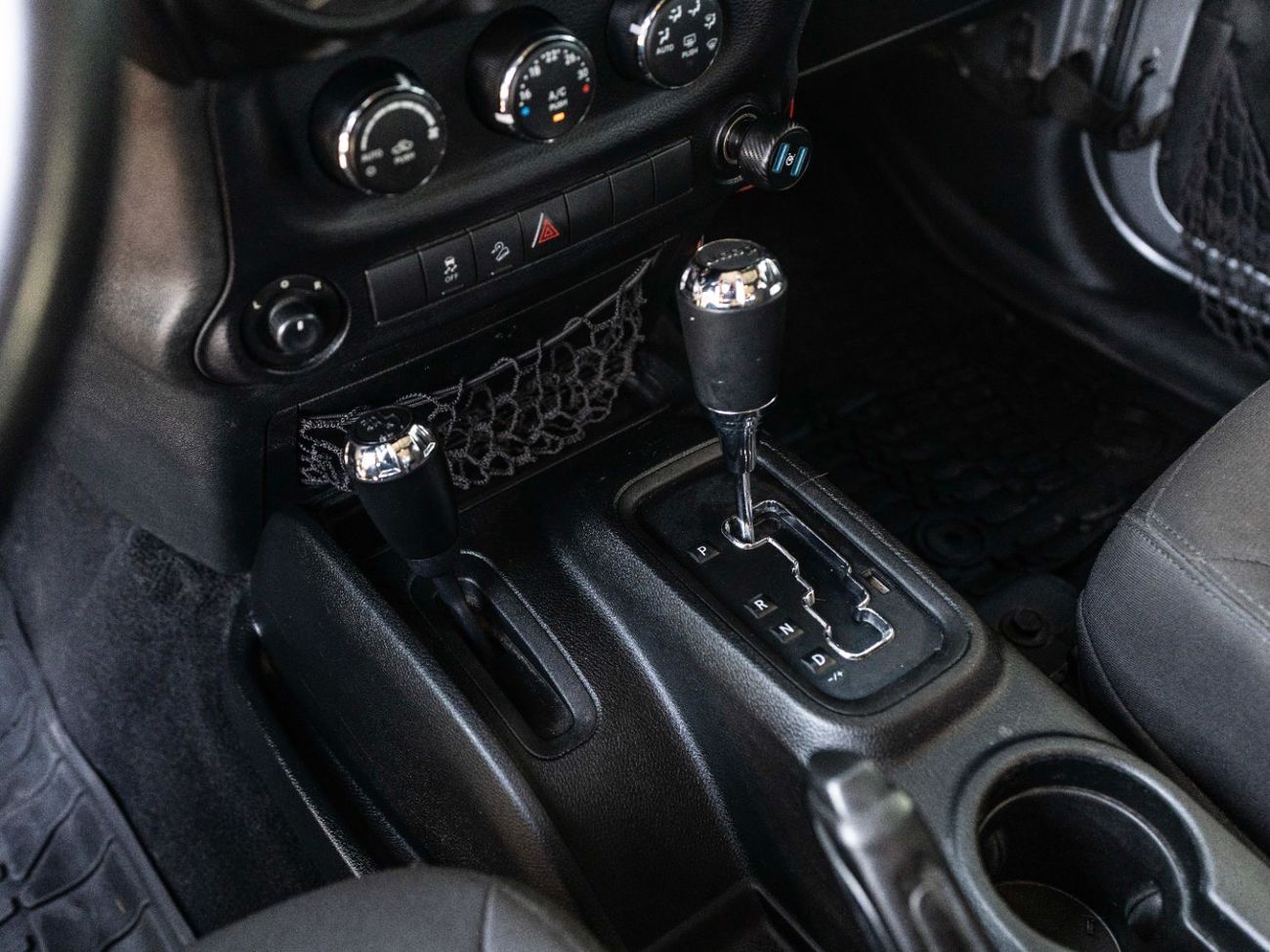 Jeep Wrangler Unlimited Sport 3.6L A/T