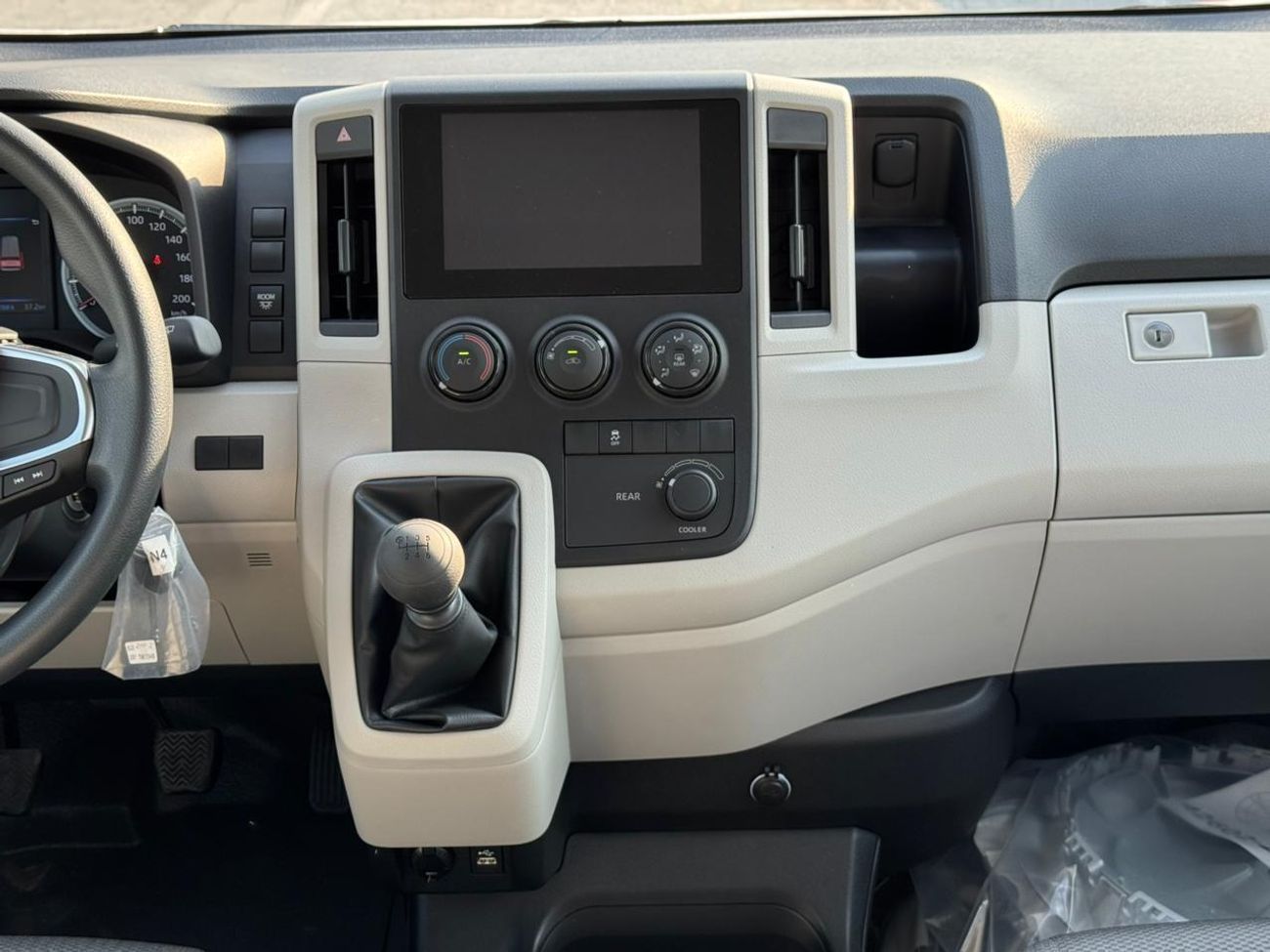 Toyota Hiace GL 2.8L Diesel MT 2026 Export Price @ 154,000 AED