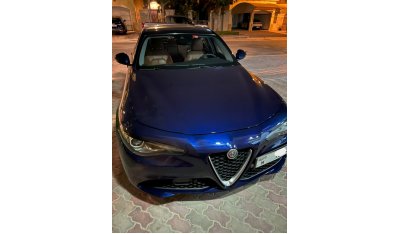 Alfa Romeo Giulia Super Luxury Pack - Agency Maintained