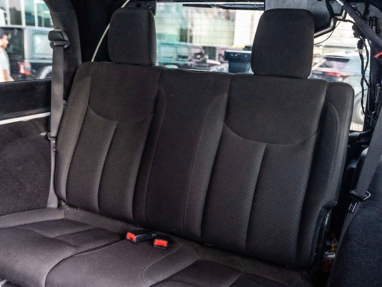 Jeep Wrangler Sport 3.6L A/T