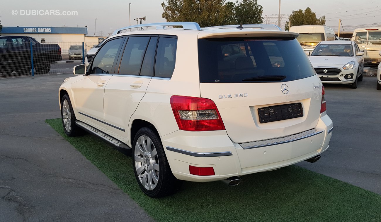 مرسيدس بنز GLK 280 Very clean car free accident