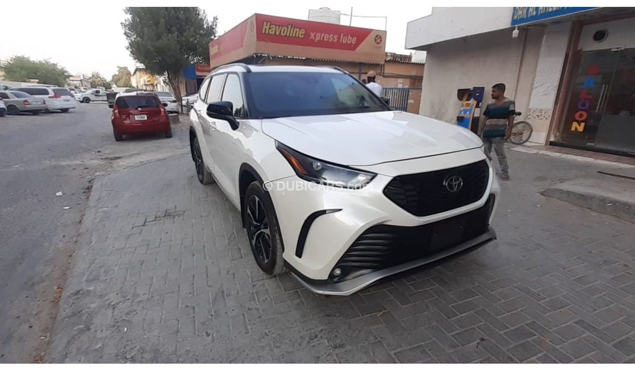 Toyota Highlander 2021 Toyota Highlander XSE 4WD 3.5L V6 /