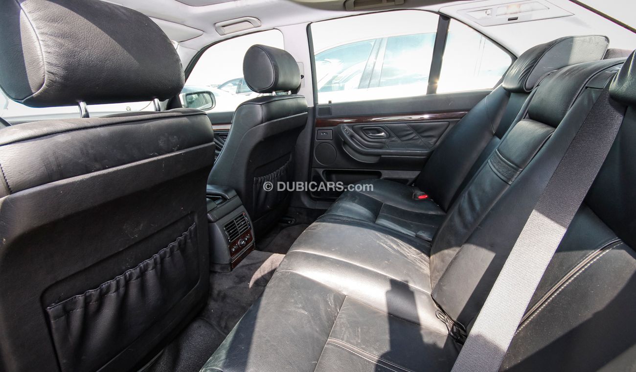 بي أم دبليو 740Li i With 750 i Badge