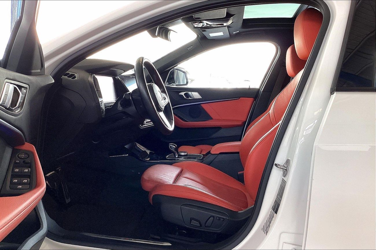 بي أم دبليو 120i M-Sport | شامل الضمان | 0 ﺪﻔﻋﺓ ﺃﻮﻟﻯ