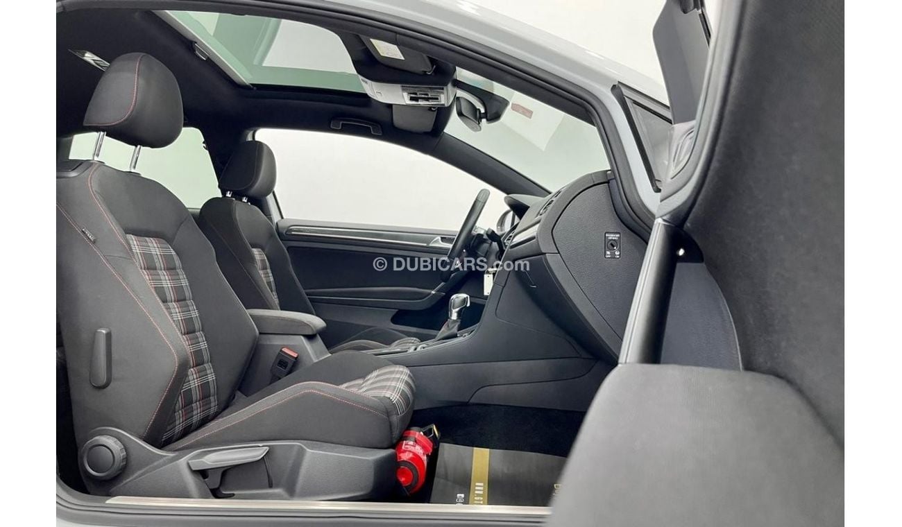Volkswagen Golf GTI P1 2017 Volkswagen Golf GTI, Warranty, VW Service History, Low Mileage, GCC