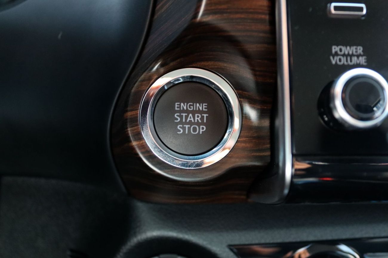 Toyota Hilux 2025 TOYOTA HILUX 4.0 V6 TRD LINE **EXPORT ONLY**التصدير فقط خارج الخليج**