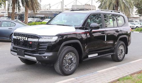 تويوتا لاند كروزر 2025 Model Toyota Land Cruiser (LC300) GR Sport, 3.5L Petrol 4WD 10A/T