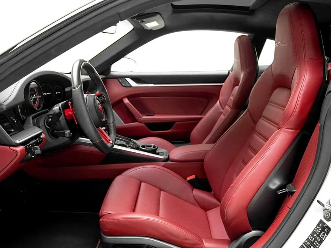 Porsche 911 Turbo S 3.8L (640 HP) Coupe TECHART GTstreet R (77 of 87) | GCC Spec