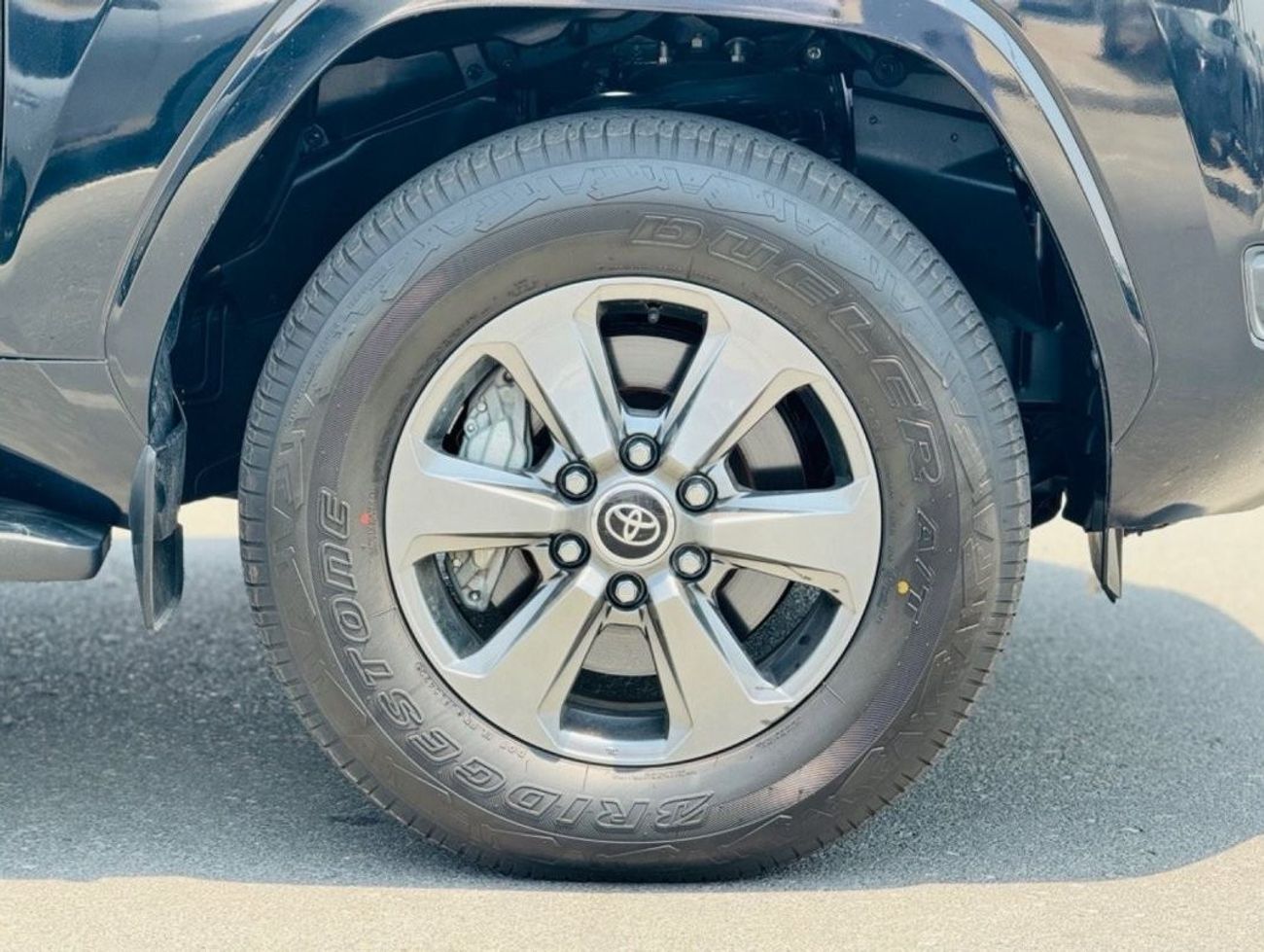 تويوتا لاند كروزر Lc300 Sahara top of the range