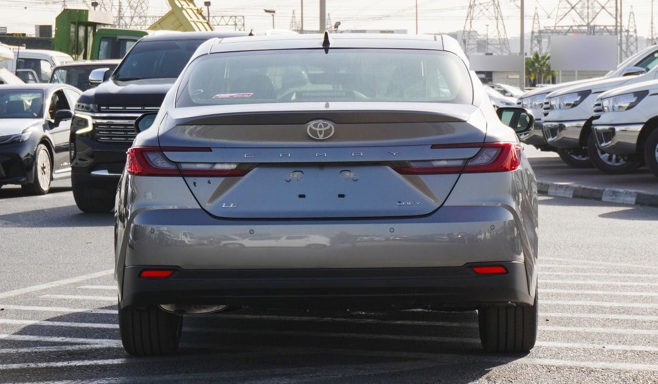 Toyota Camry LE  HEV 2.5L Hybrid