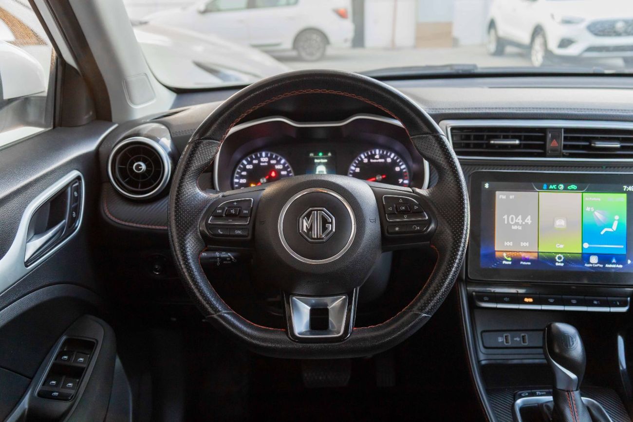 أم جي ZS Std 1.5L