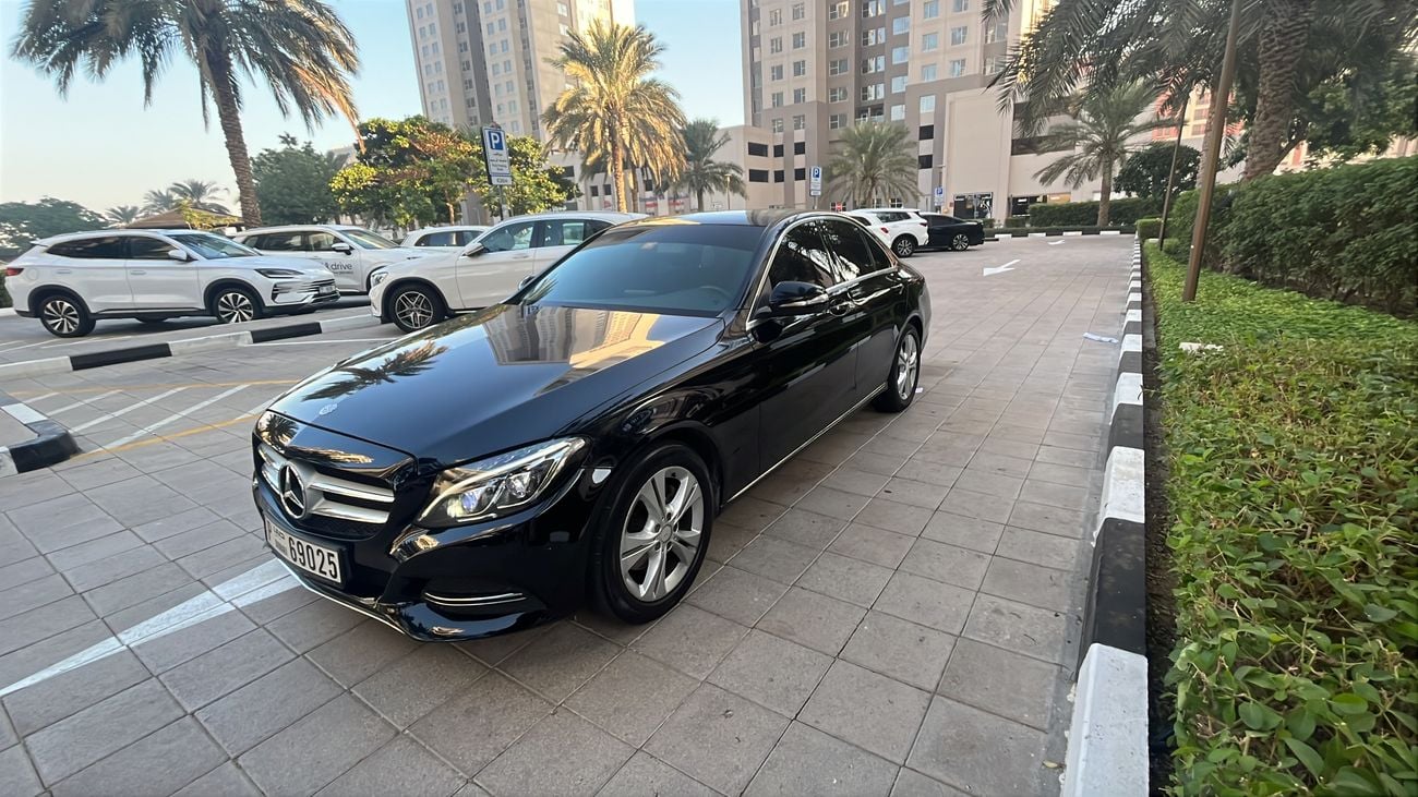 Mercedes-Benz C 200 Mid Trim