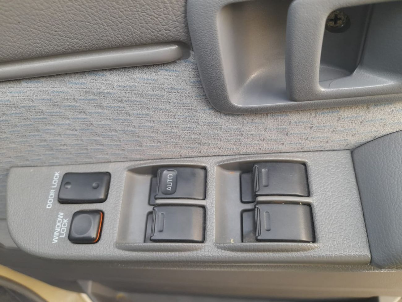 Toyota Land Cruiser Pick Up Right-Hand drive 4.5 V8 1VD diesel manual low kms facelifted