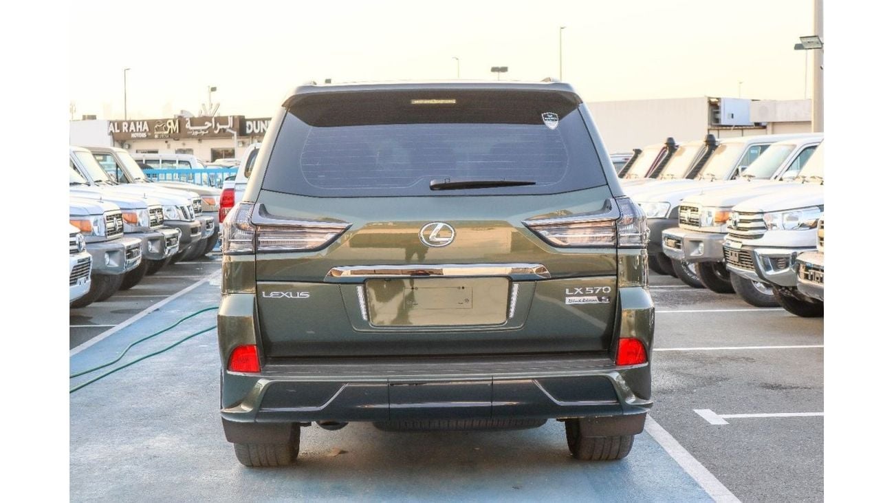 لكزس LX 570 سيجناتشر