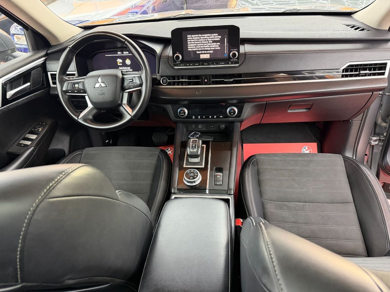 Mitsubishi Outlander GLX High 2.4L