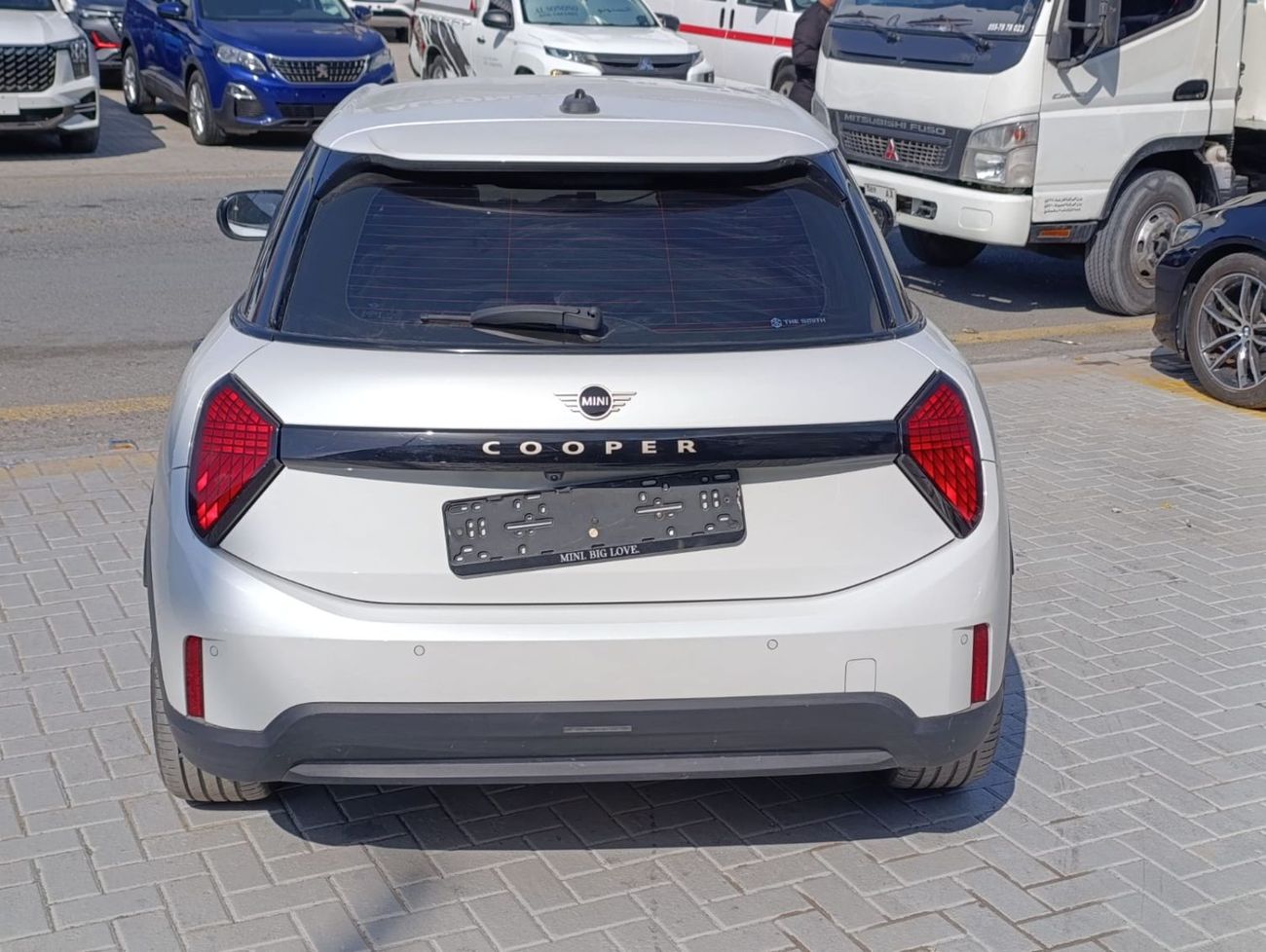 ميني كوبر S 2.0L (5 Seater)