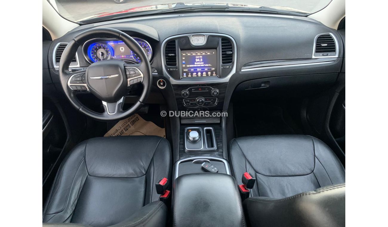 Chrysler 300C Chrysler C300 _2016_Excellent_Condithion _Full opshin