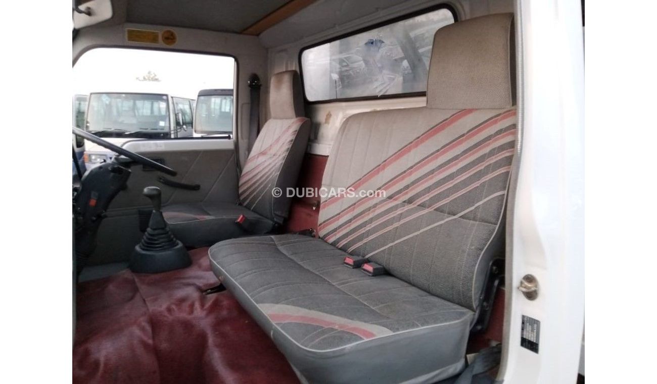 Mitsubishi Fighter MITSUBISHI FIGHTER TRUCK RIGHT HAND DRIVE(PM1072)