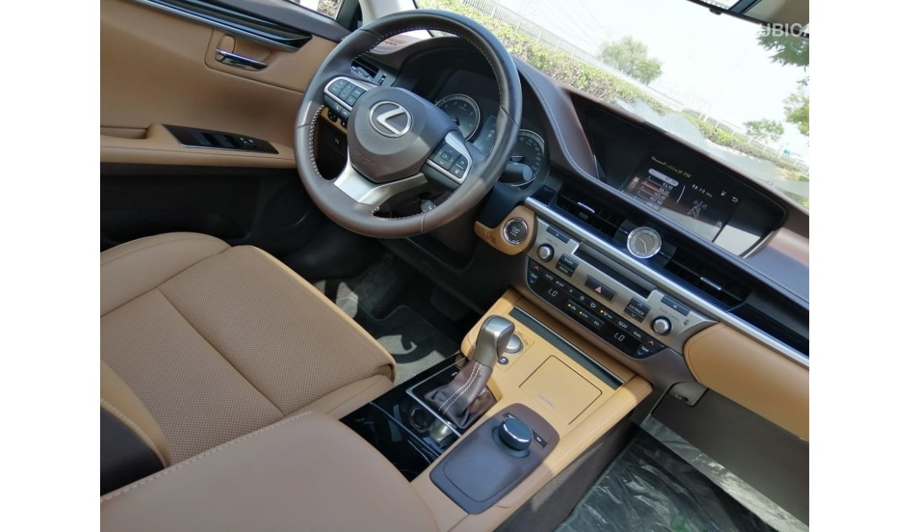 Lexus ES350 AT PREMIER 2018 GCC