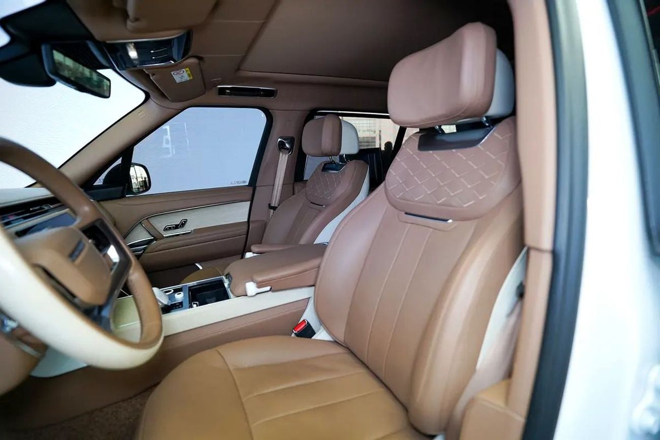 لاند روفر رينج روفر SV LWB P530 4.4L