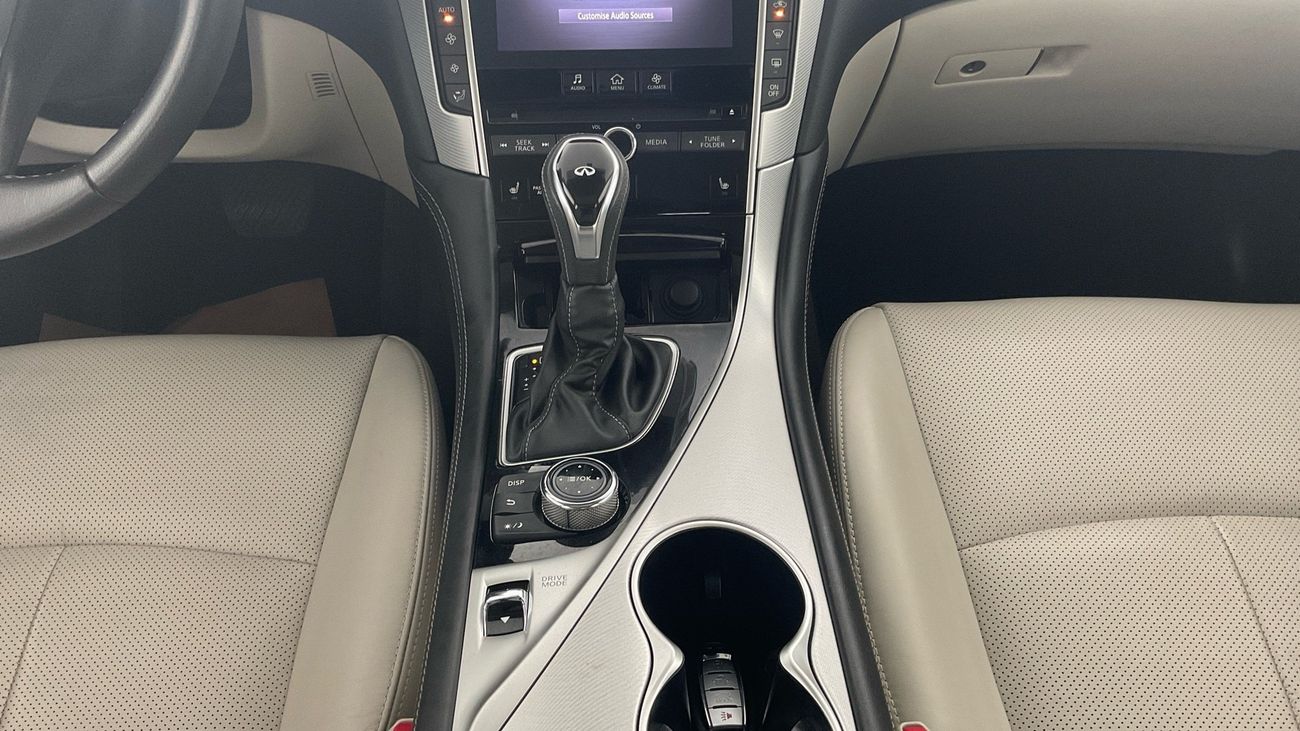 إنفينيتي Q50 Premium / Luxe | شامل الضمان | 0 ﺪﻔﻋﺓ ﺃﻮﻟﻯ
