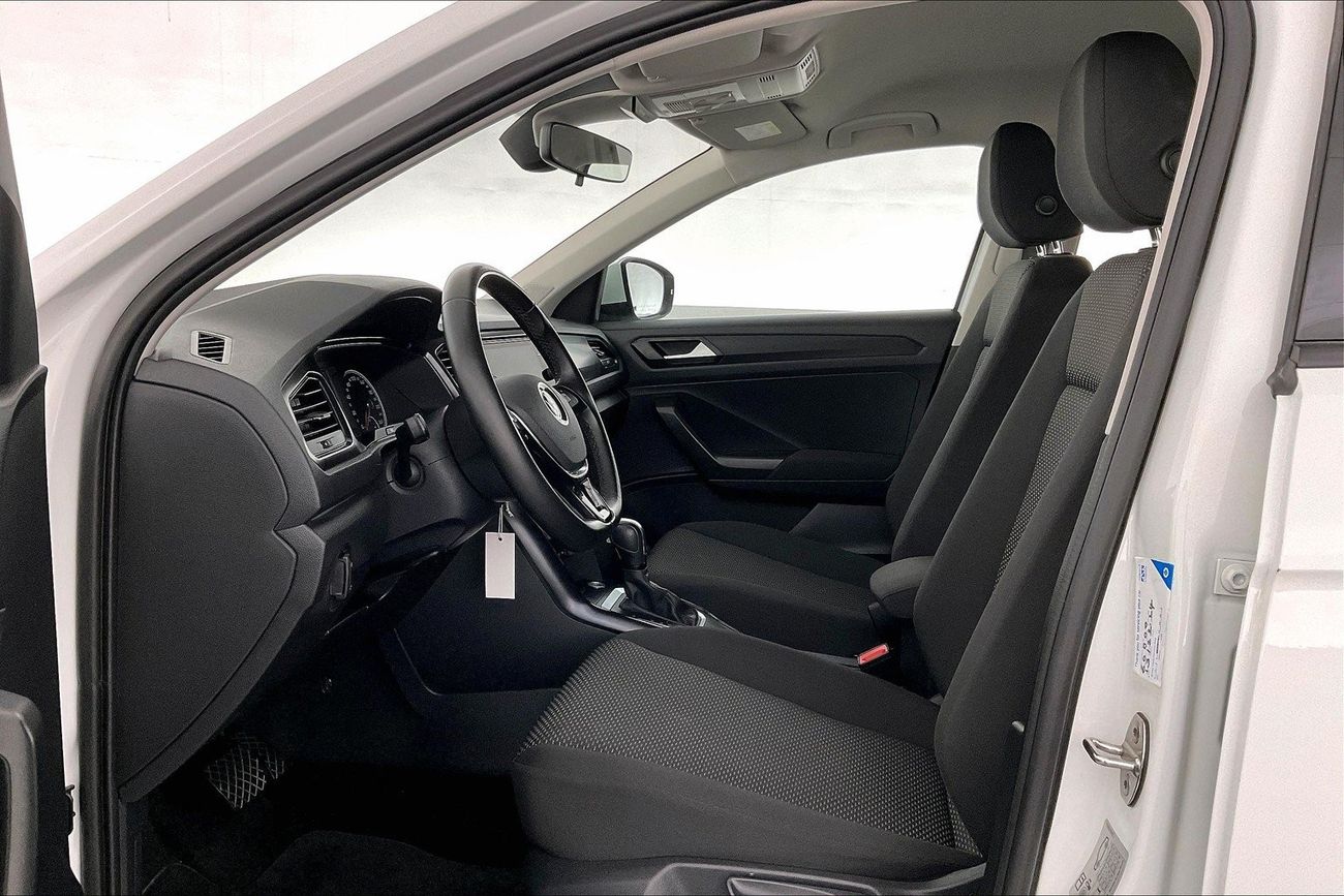 تويوتا يارس SE / E | ضمان مجاني لمدة عام | 0 دفعة أولى