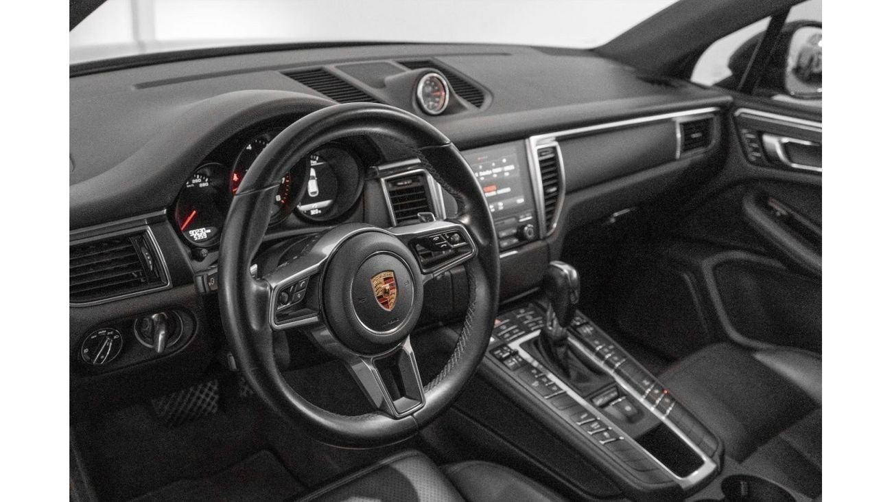 بورش ماكان Std