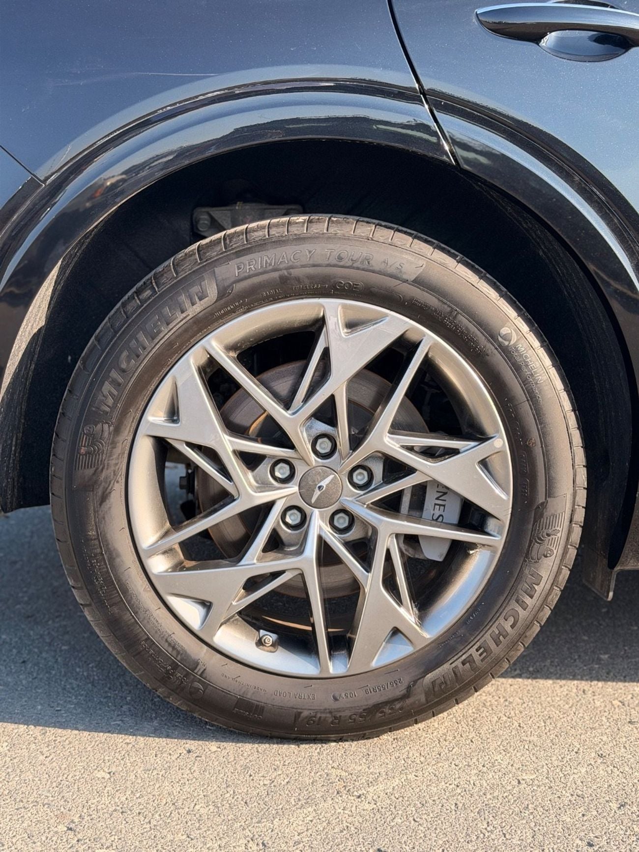 Genesis GV70 Genesis GV70 premium 4WD //  2023 panoramic, 360 camera// low kilometers full option