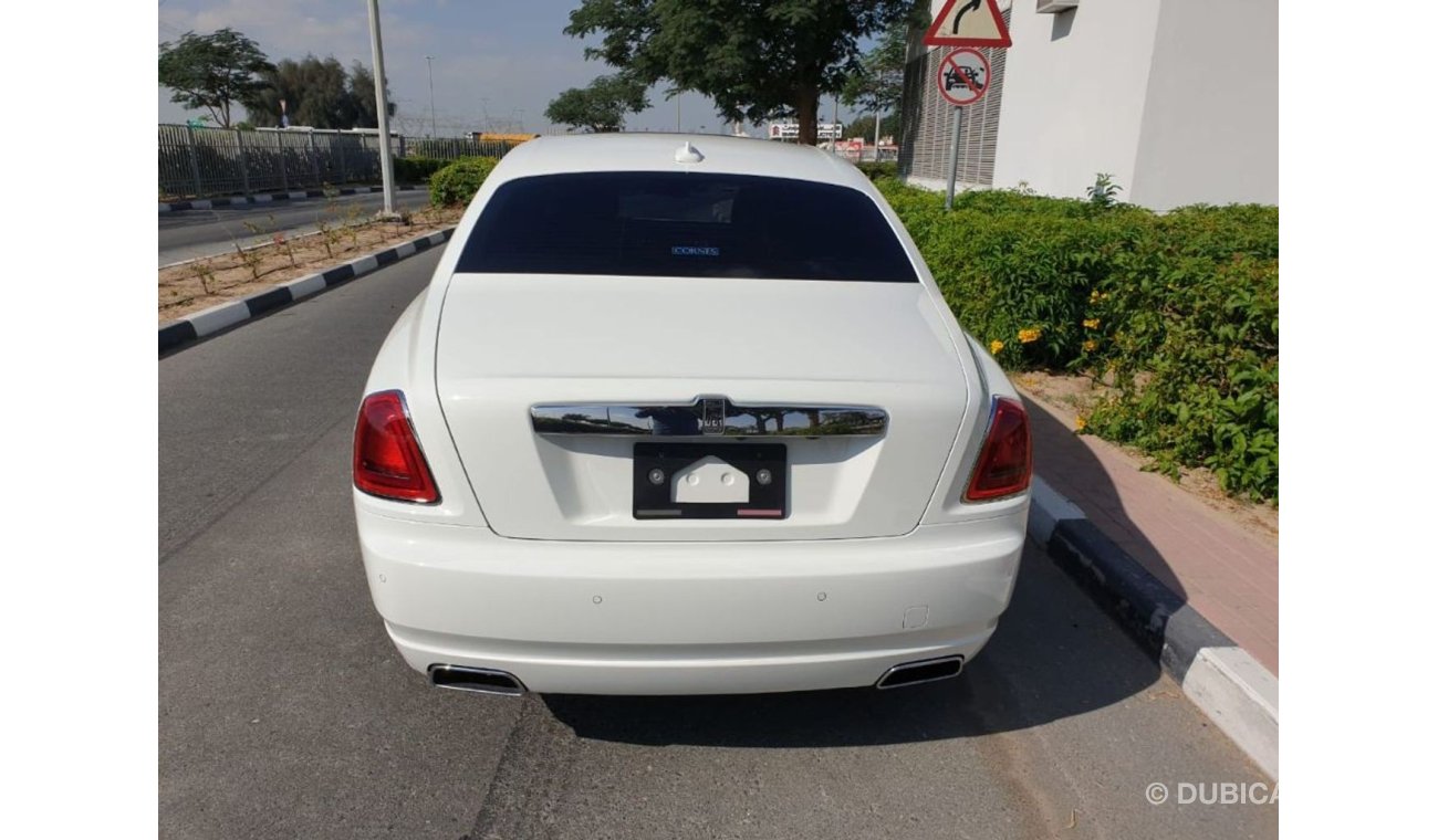 Rolls-Royce Ghost 2012 REAR ENTERTAINMENT JAPANESE SPECS