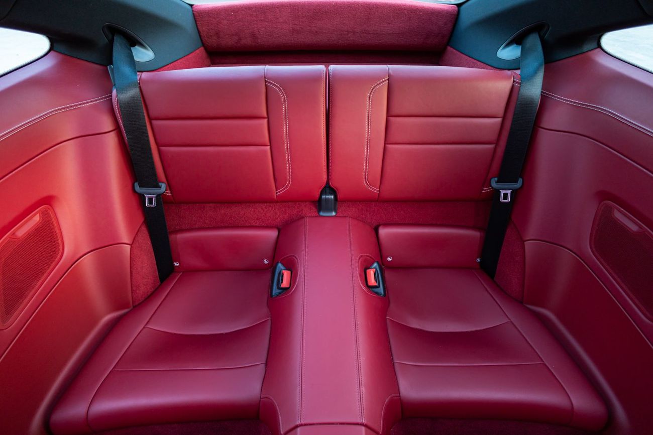 بورش 911 Carrera 4 3.0L (444 HP) Coupe