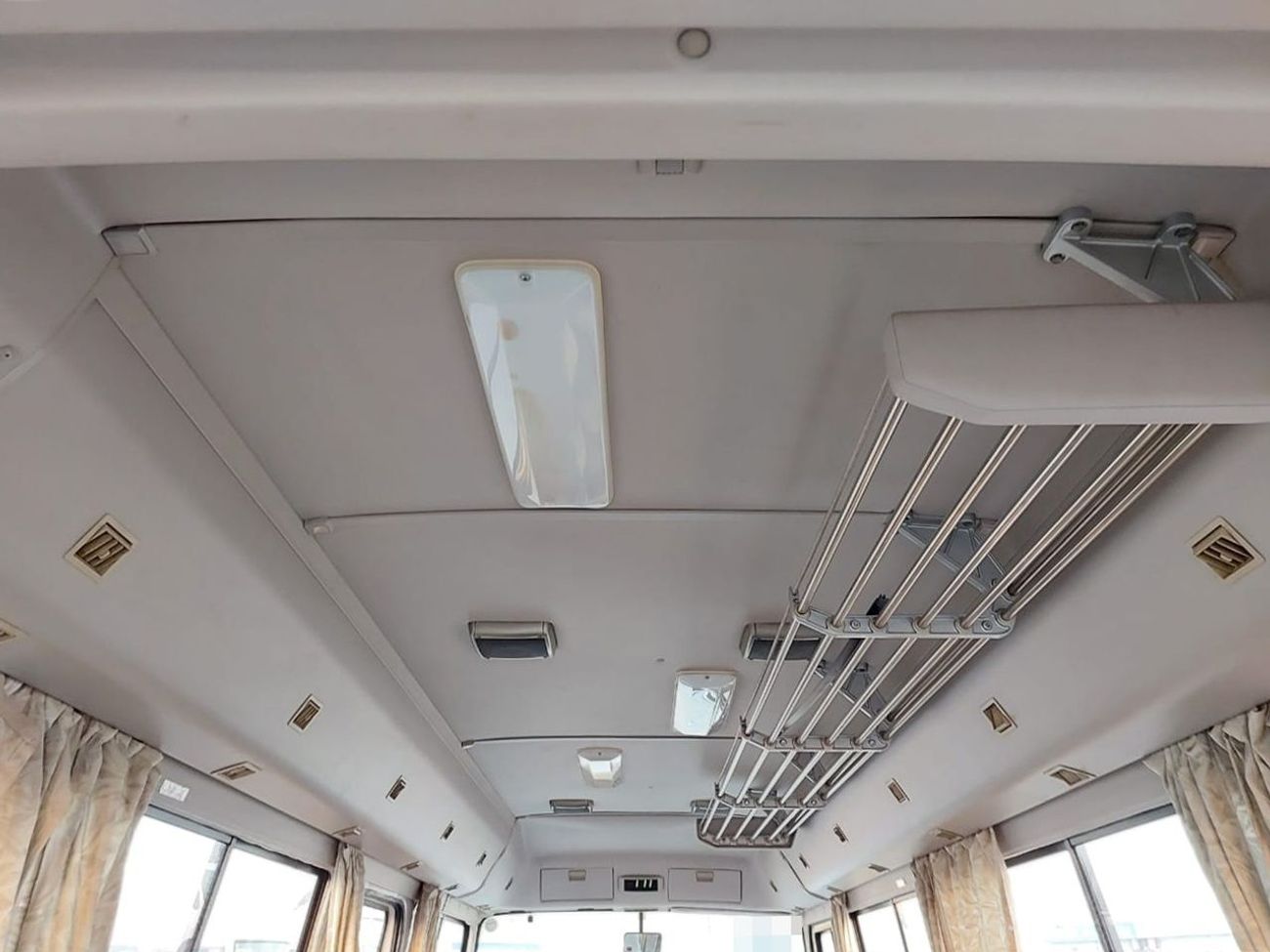 Mitsubishi Rosa MITSUBISHI ROSA BUS RHD 1997 MODEL 4.5 L DIESEL AUTOMATIC(PM41219)