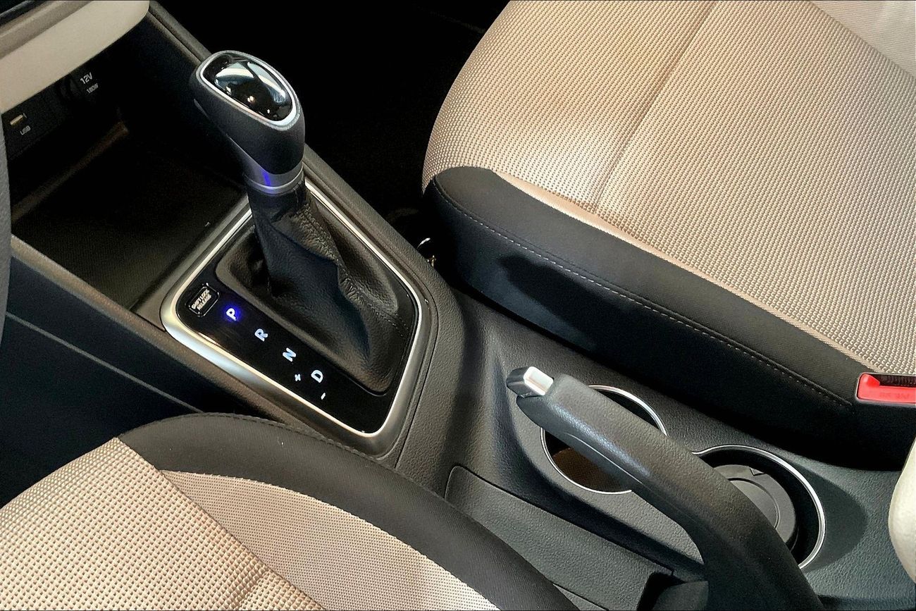 Hyundai Accent Smart Plus