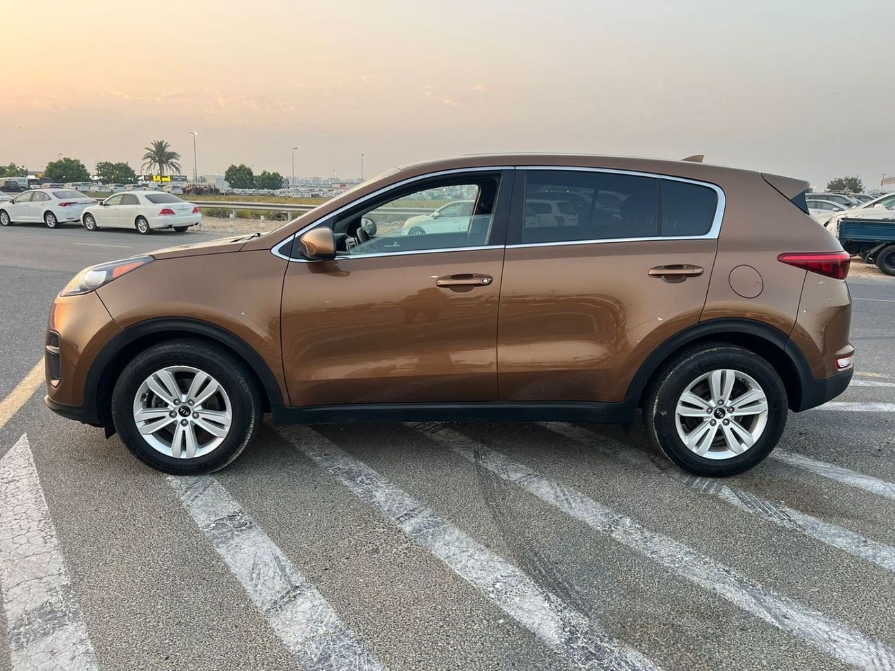 Kia Sportage 2018 KIA SPORTAGE LX // 99,000 mileage // REAR CAMERA // CRUISE CONTROL // RIM // REAR COOLING // VE