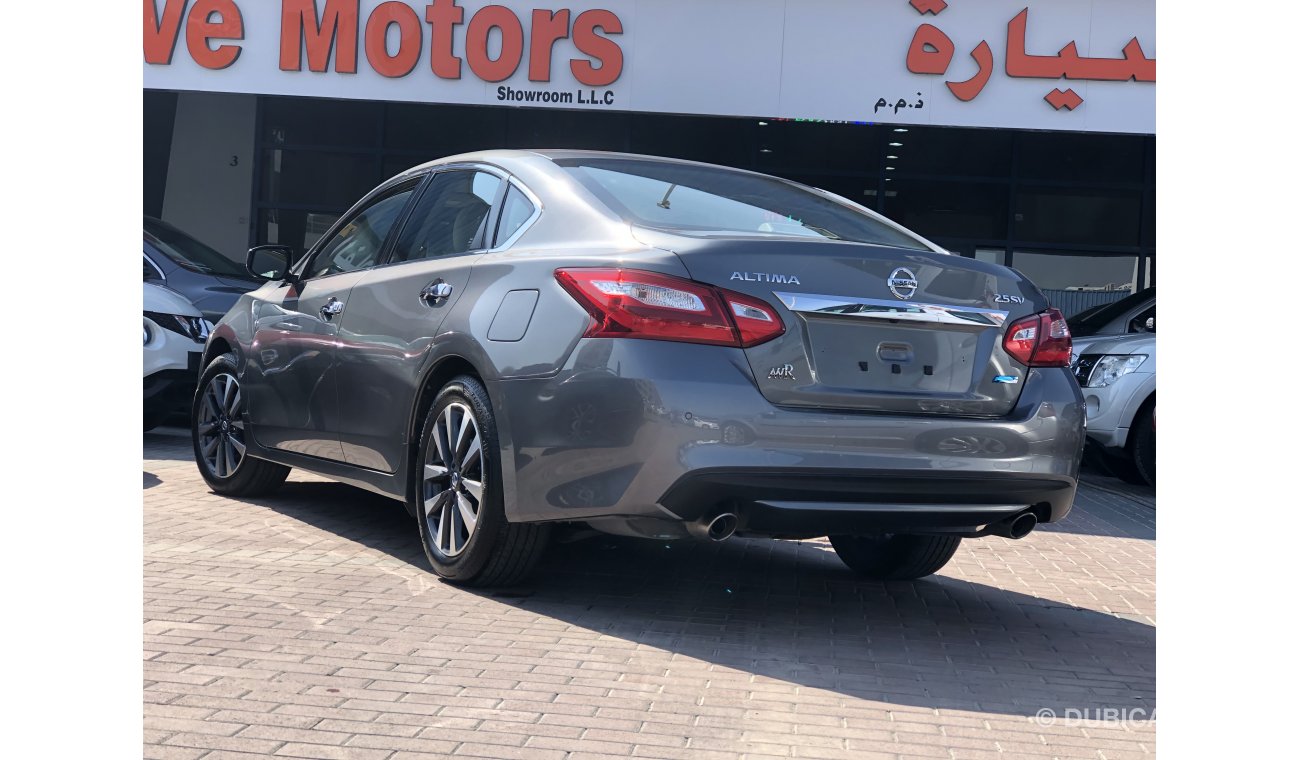 Nissan Altima NISSAN ALTIMA 2017 SV NEW SHAPE 2.5LTR ONLY 782X60 MONTHLY  UNLIMITED KM WARRANTY