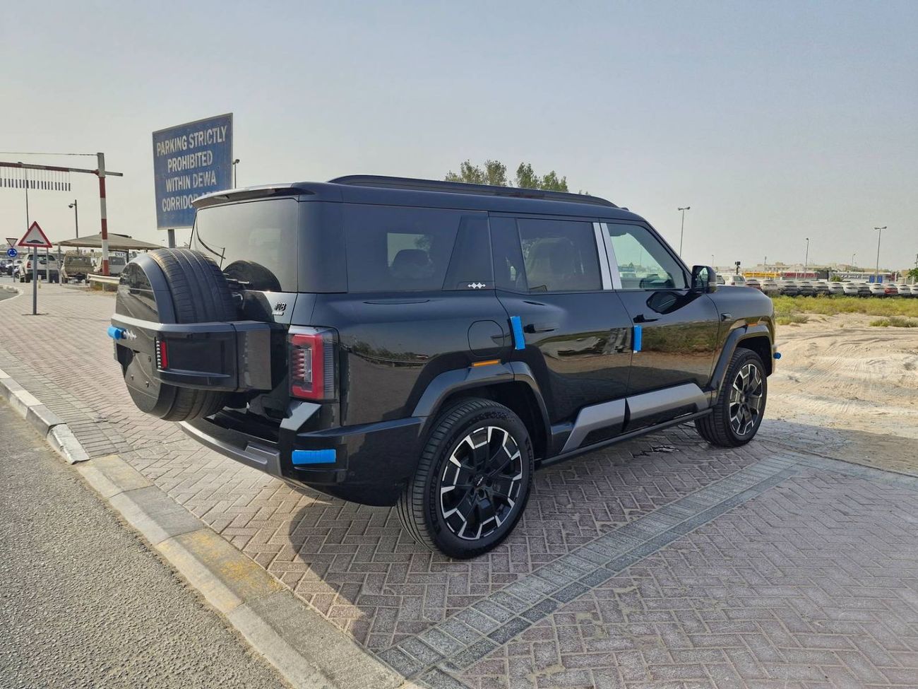 بي واي دي ليوبارد 8 Smart and Brave Flagship Edition (7 Seats)