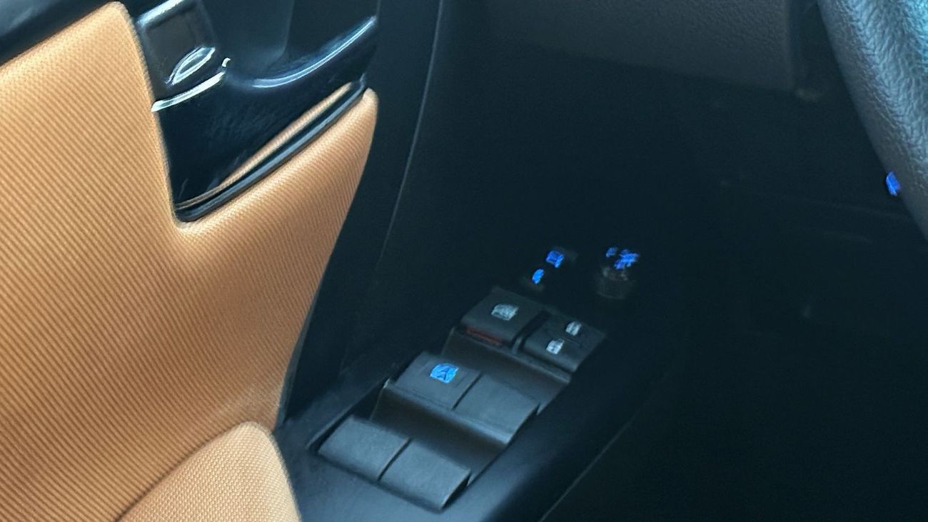 تويوتا فورتونر EXR